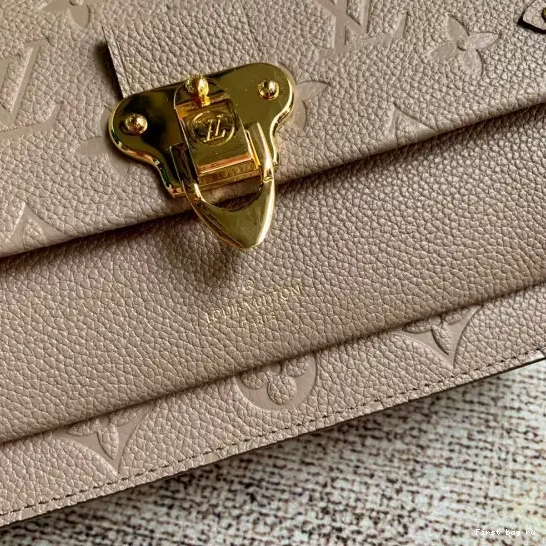 First bag ru WALLET VUITTON LOUIS VAVIN CHAIN 0611